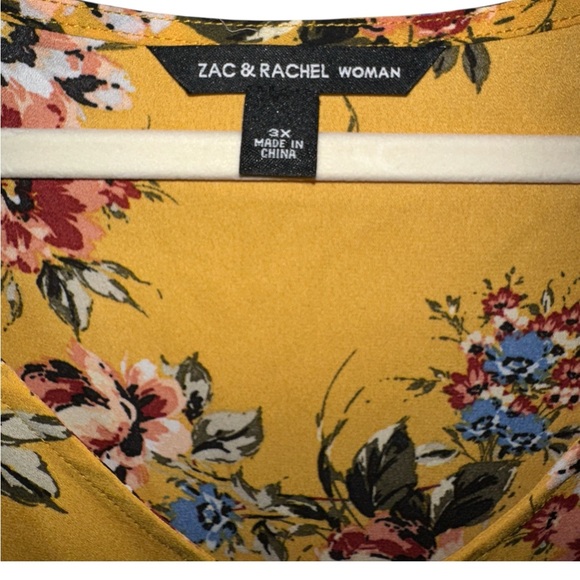 Zac & Rachel Woman Beautiful Golden Floral Women's Top size 3X‎ NWT - Picture 2 of 6